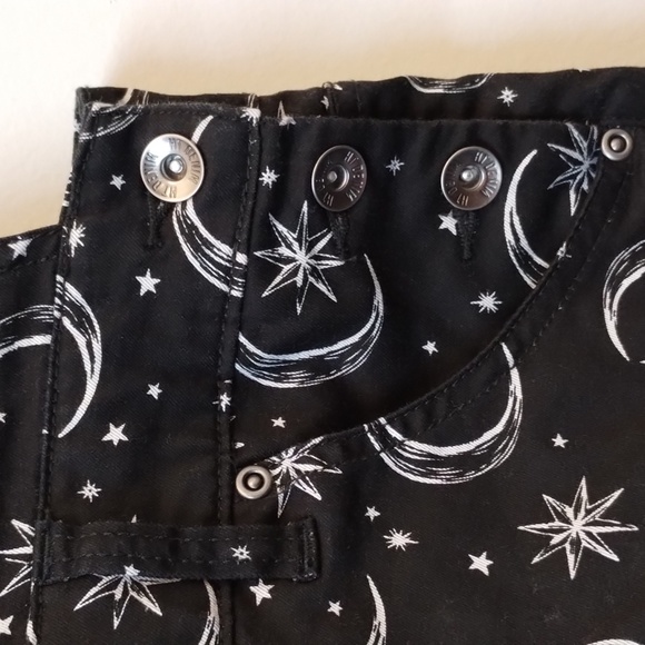 HT Denim Shortall Like New size 18/20 - Picture 3 of 5